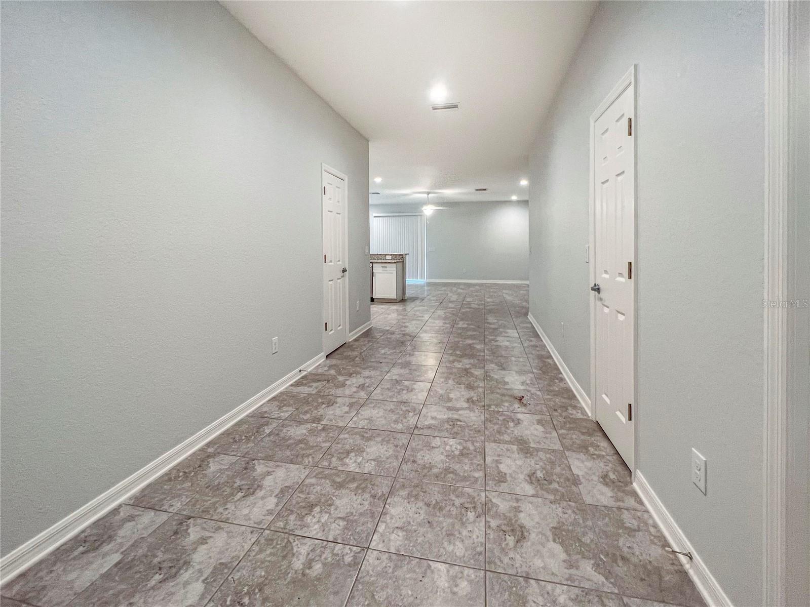 1093 GRANTHAM DRIVE