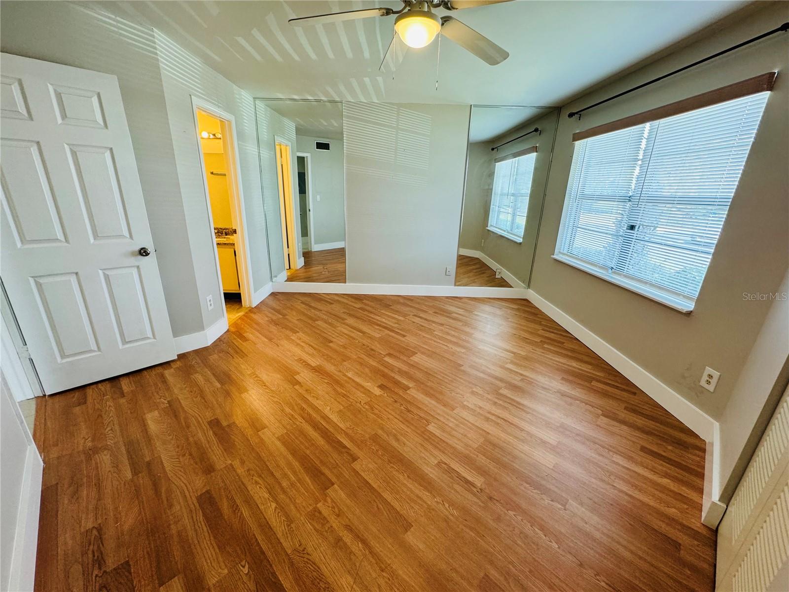 SOUTHPOINTE CONDO - Residential