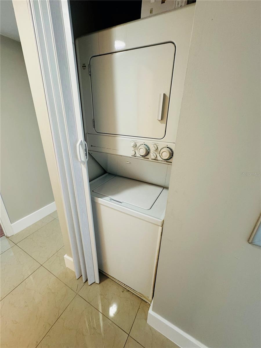 SOUTHPOINTE CONDO - Residential