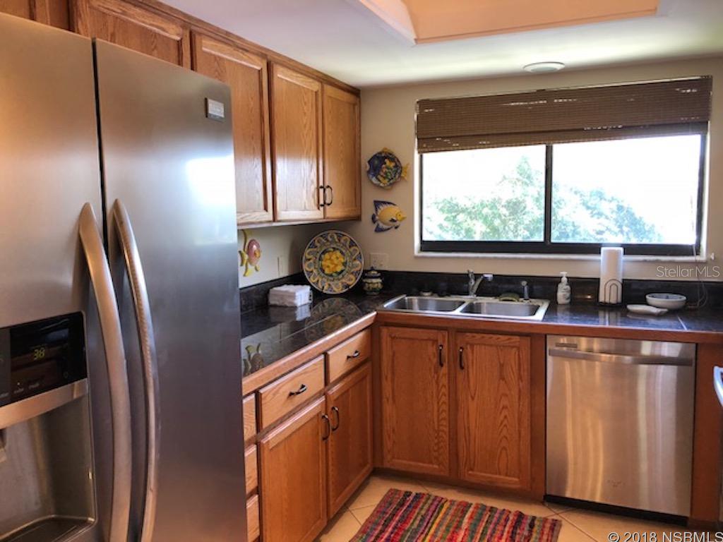 Sea Woods Condo Ph 01 & 02 - Residential Lease