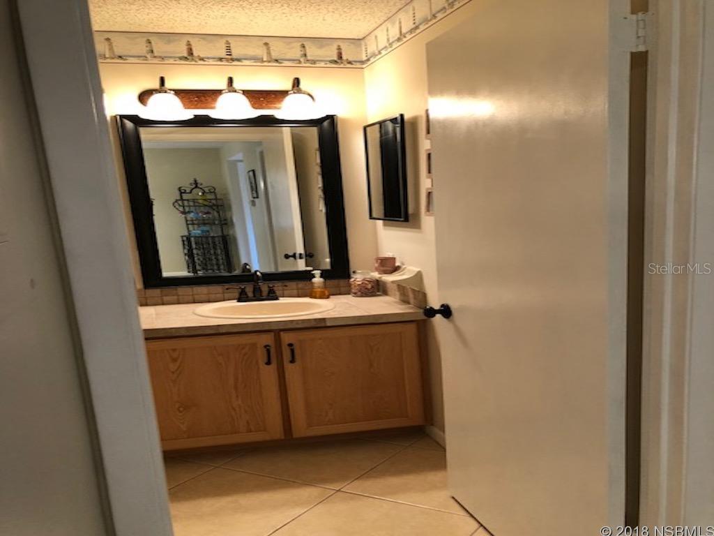 Sea Woods Condo Ph 01 & 02 - Residential Lease