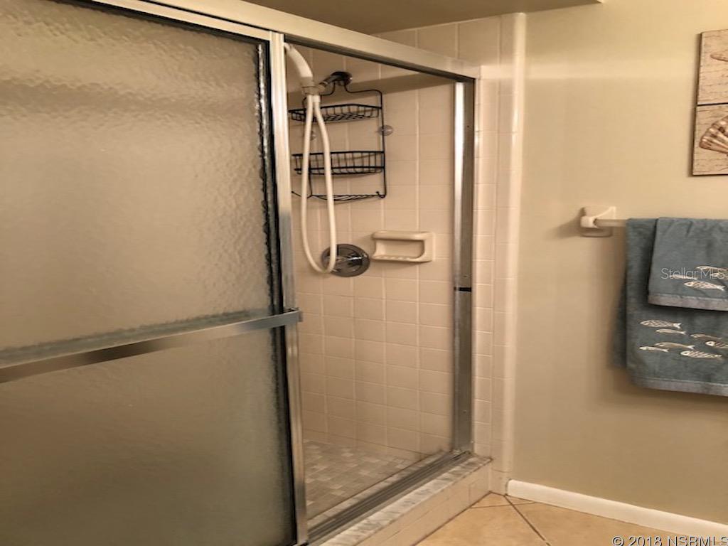 Sea Woods Condo Ph 01 & 02 - Residential Lease