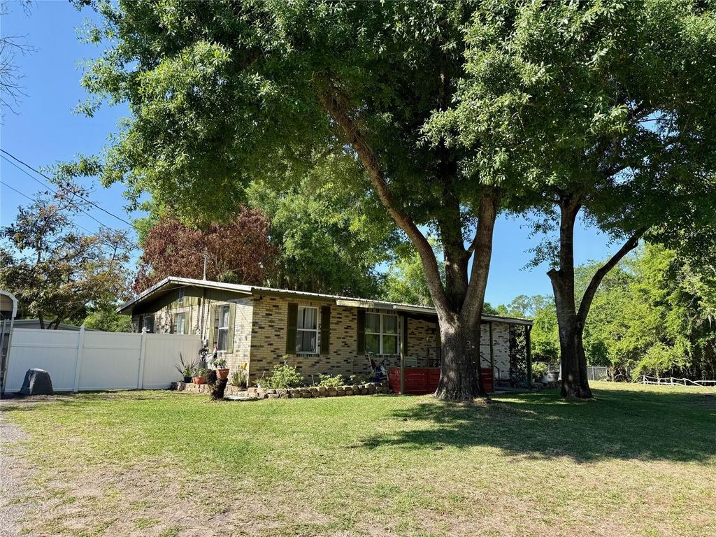 Photo of 1240 Alligator Alley, Haines City, FL 33844 (MLS # S5146512)