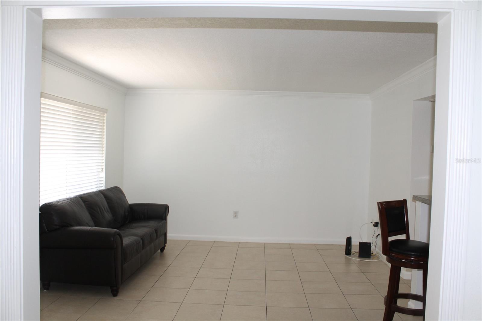 151 OYSTER BAY CIRCLE 200