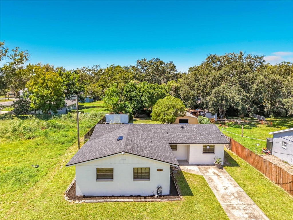 Photo of 1825 34th Street NW, Winter Haven, FL 33881 (MLS # S5157815)
