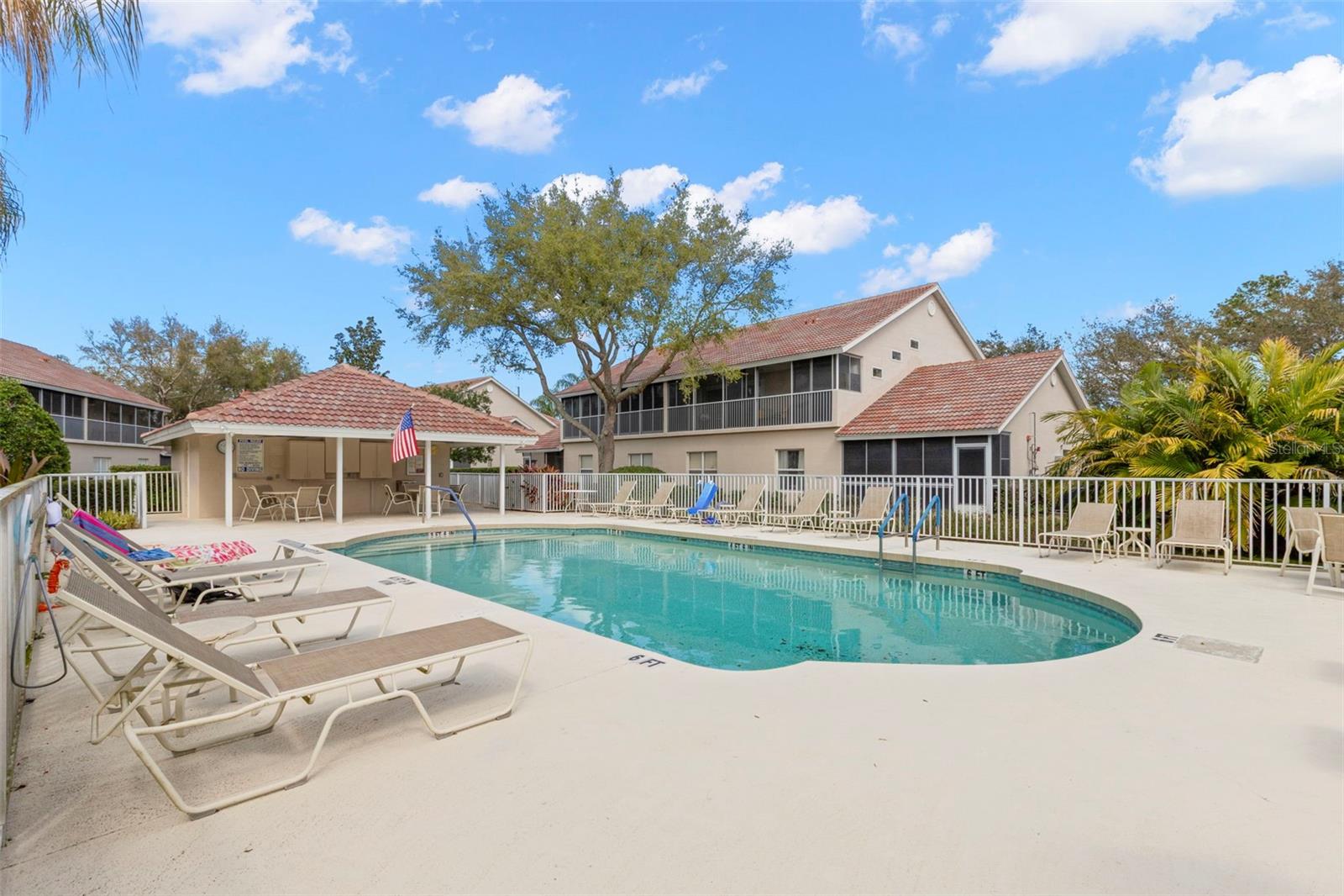 FAIRWAY GARDENS II AT TARA - Residential Lease