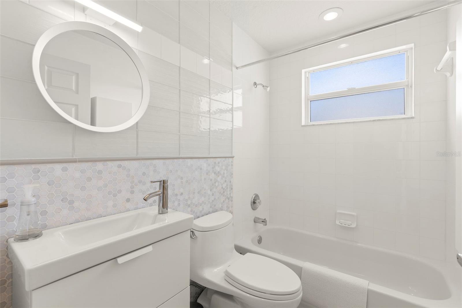 FAIRWAY GARDENS II AT TARA - Residential Lease