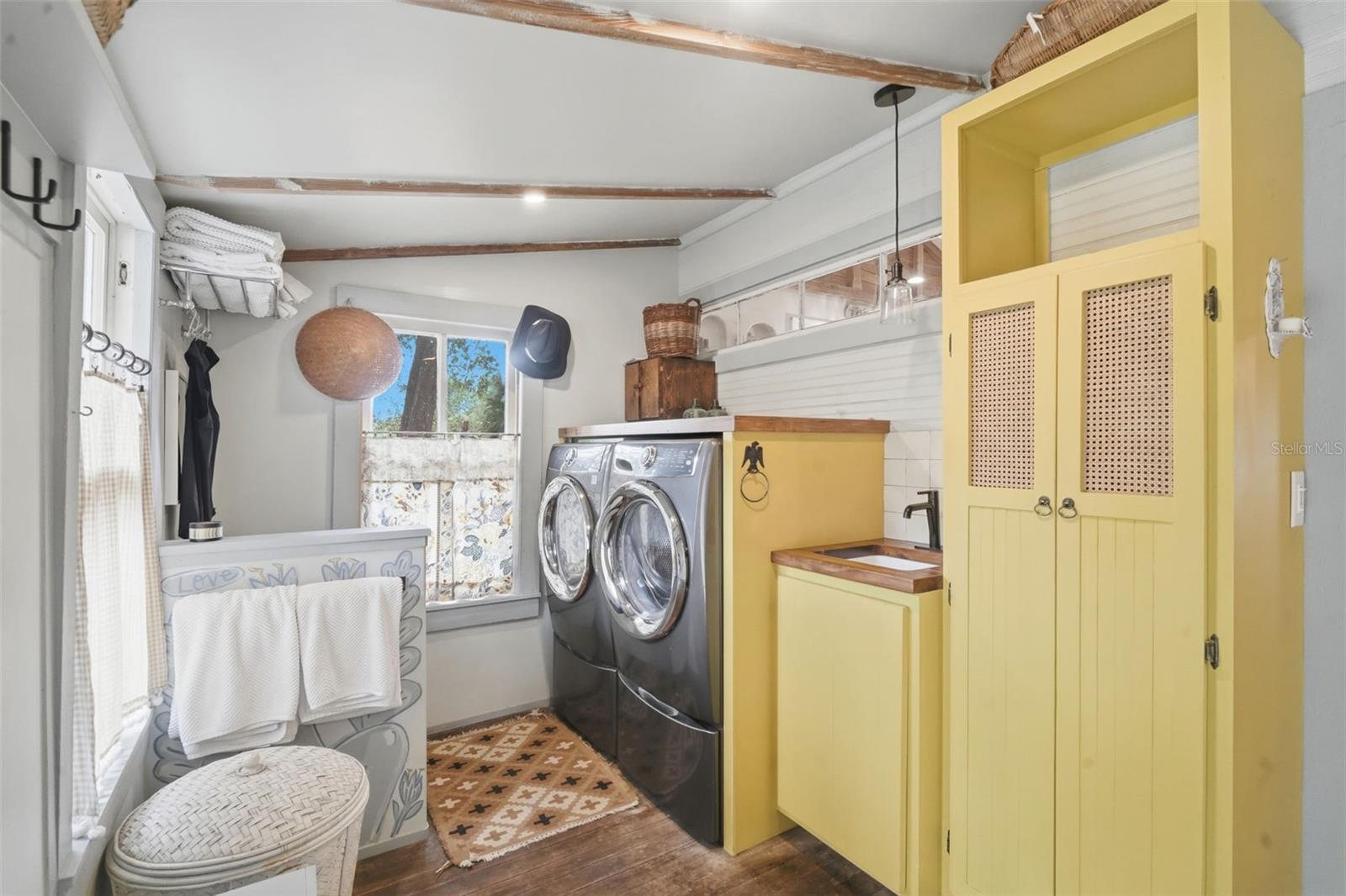 MAGNOLIA HEIGHTS - Residential