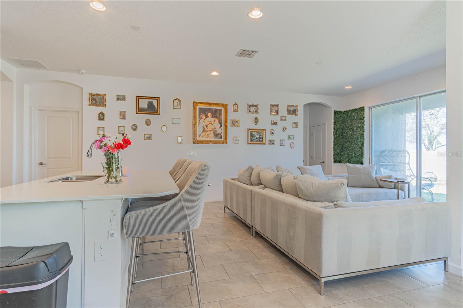 TRINITY RDG - Residential