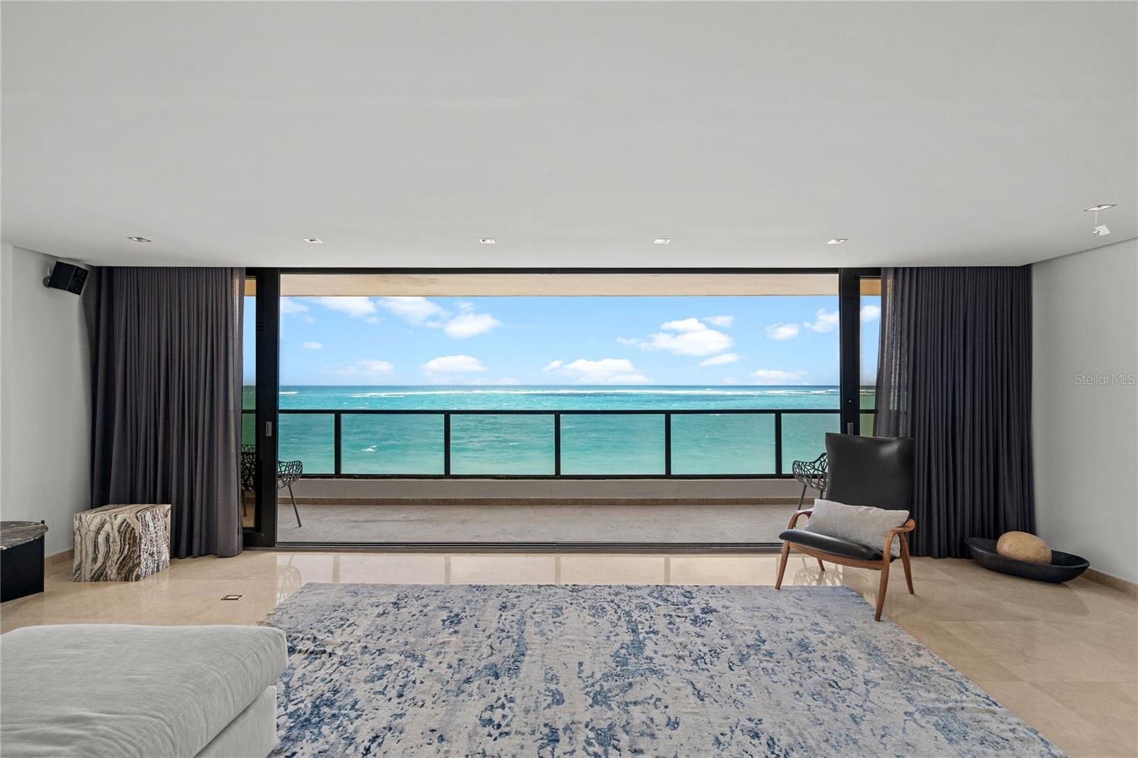 1 CERVANTES - Residential