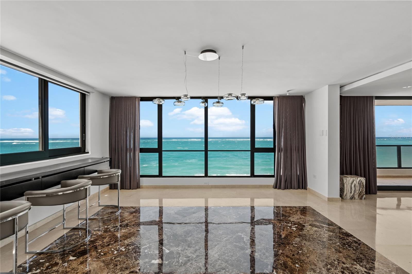 1 CERVANTES - Residential