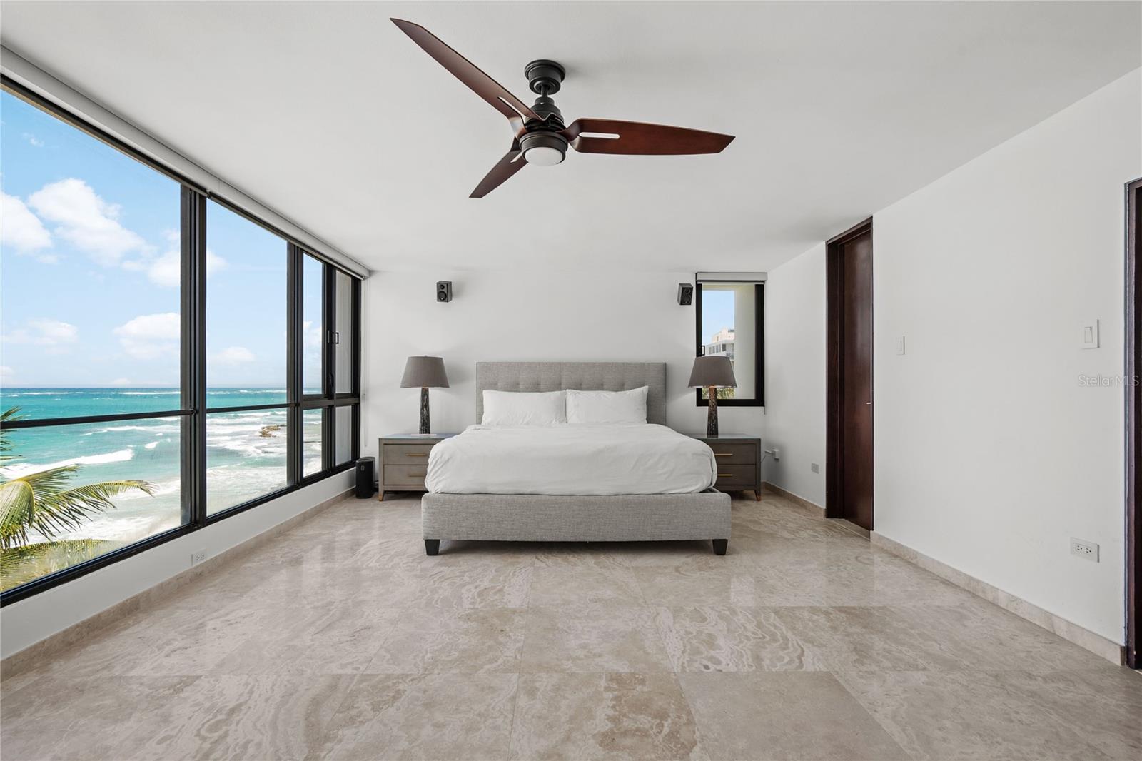 1 CERVANTES - Residential