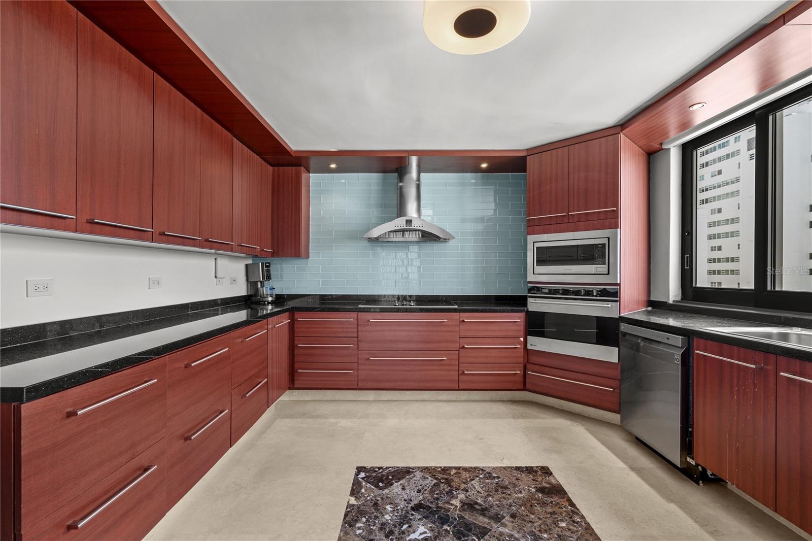 1 CERVANTES - Residential