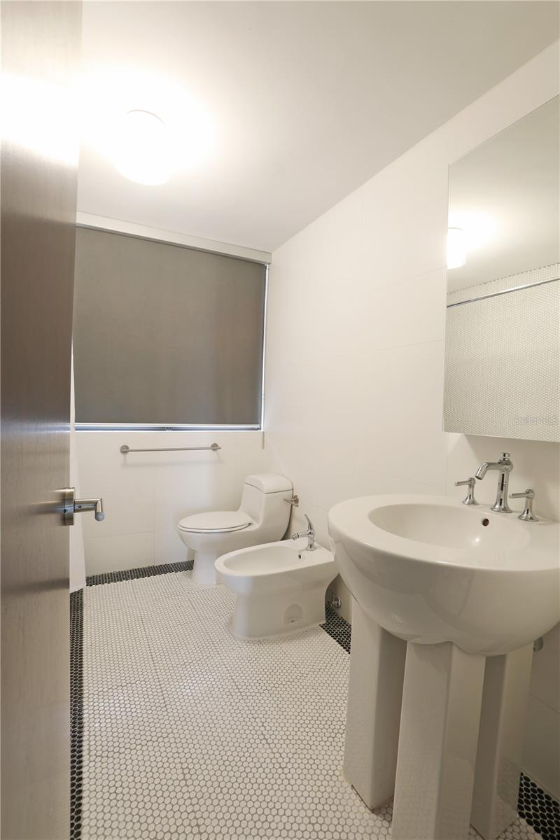 1 CERVANTES - Residential