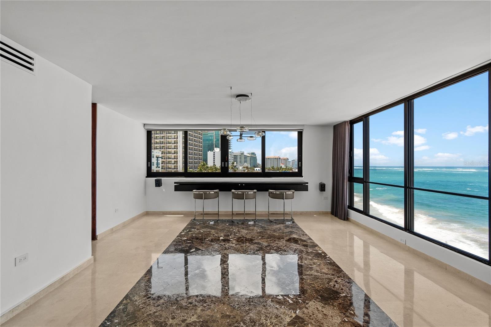 1 CERVANTES - Residential