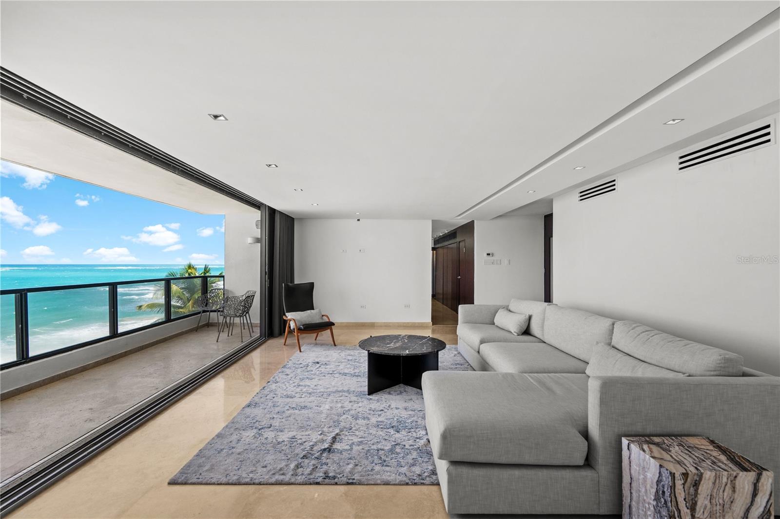 1 CERVANTES - Residential