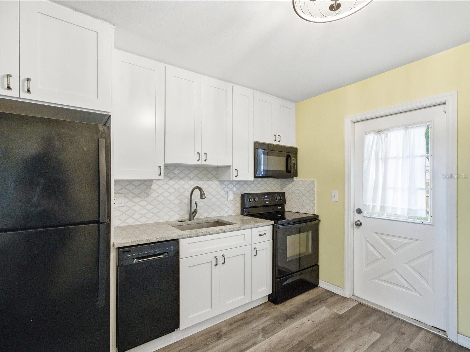 MANOR CONDO - Residential