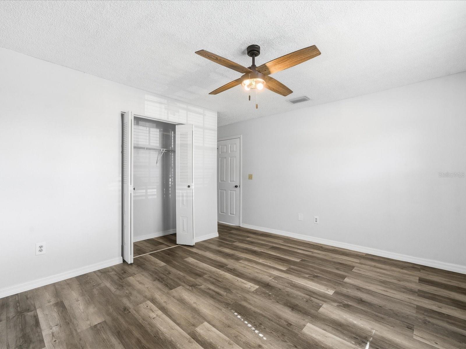 MANOR CONDO - Residential