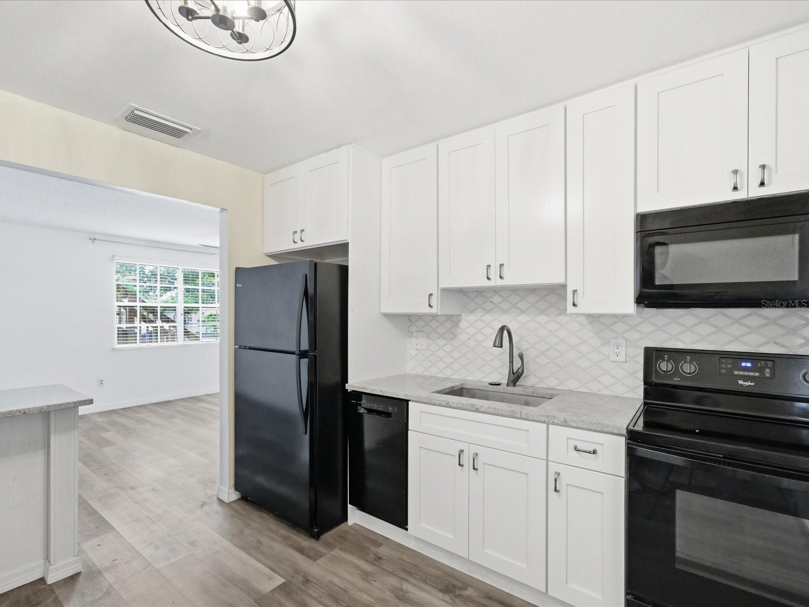 MANOR CONDO - Residential