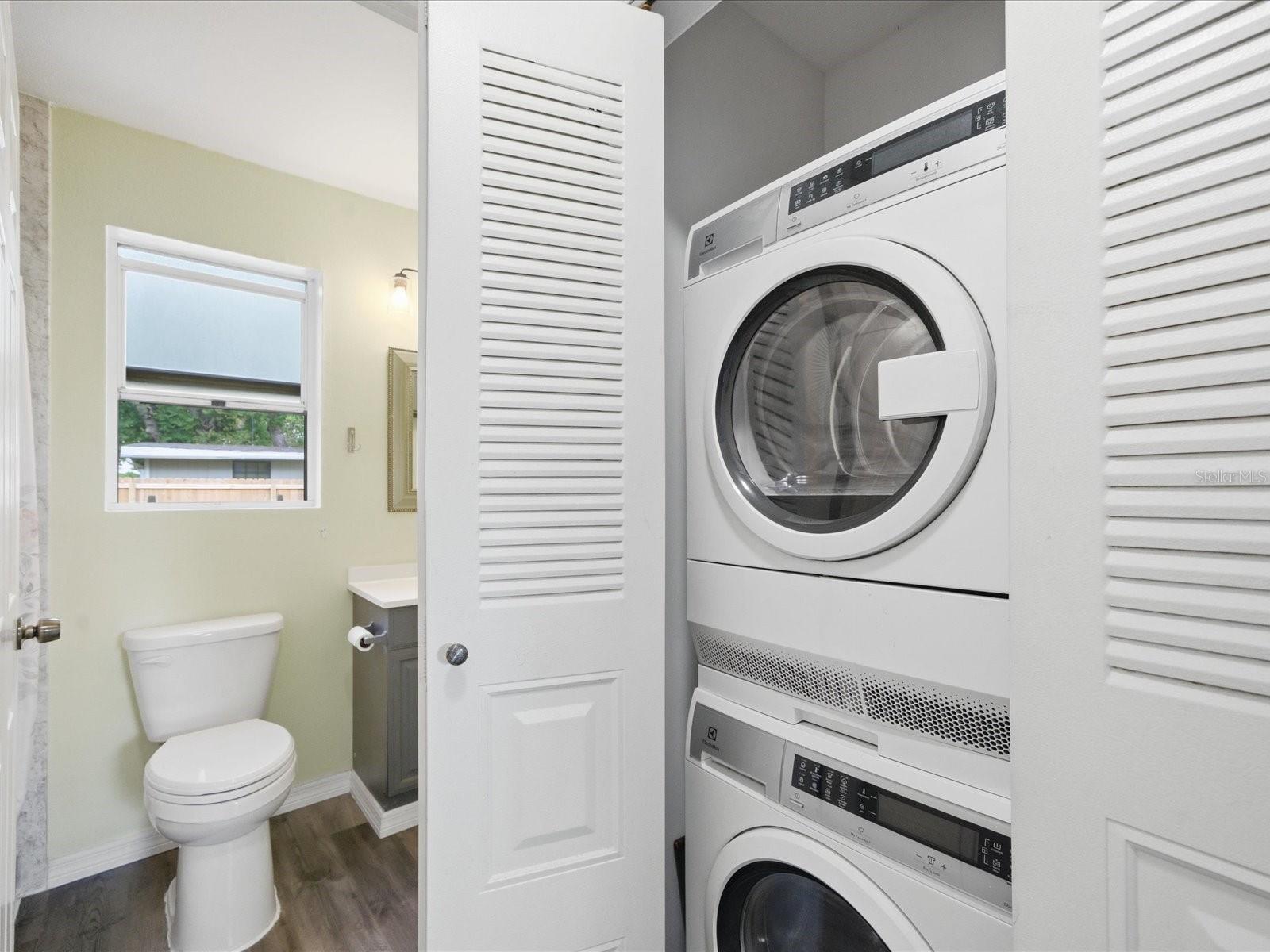 MANOR CONDO - Residential