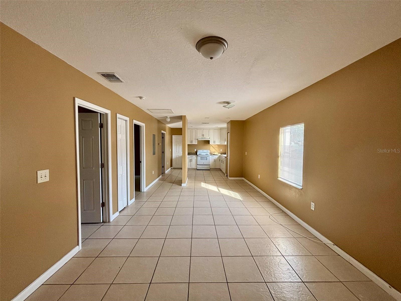 ACREAGE - Residential Lease