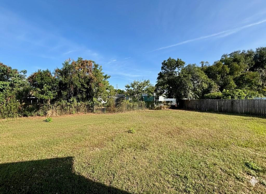 ACREAGE - Residential Lease