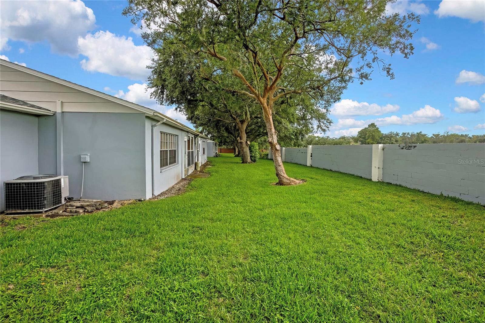 8801 MANOS CIRCLE 8801