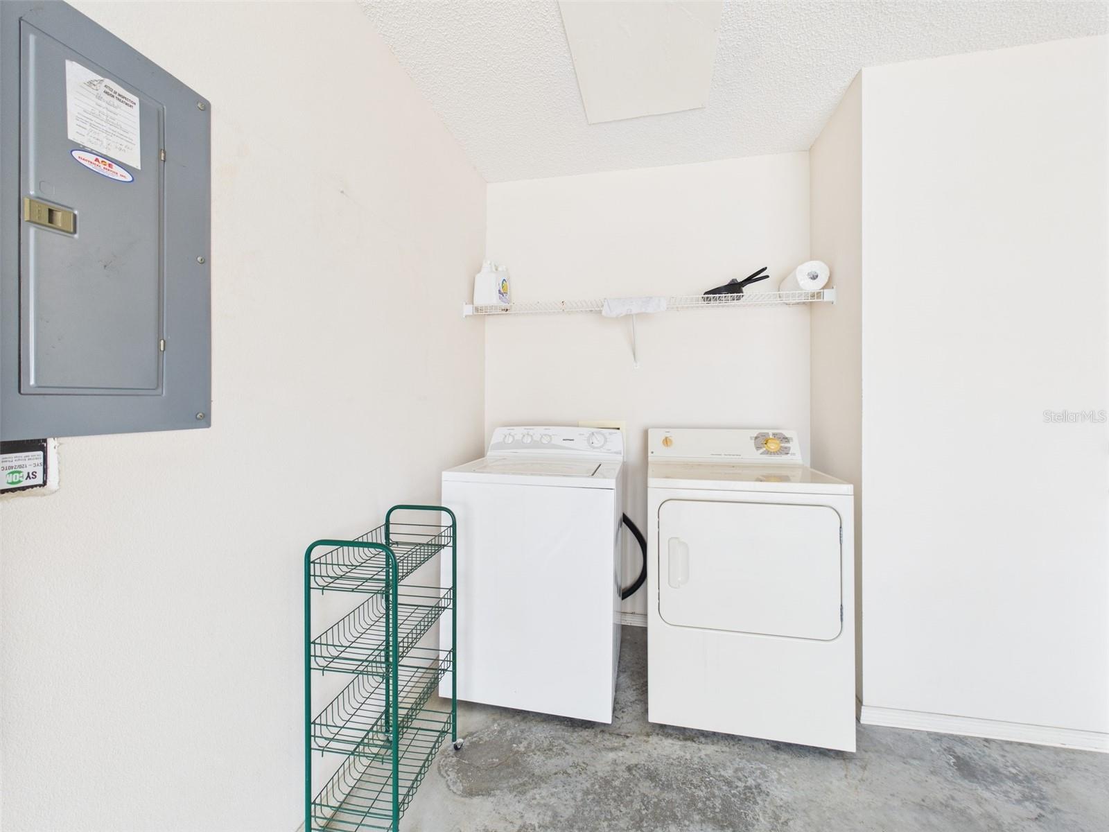 VILLAGES SUMTER VILLA DE LA - Residential Lease