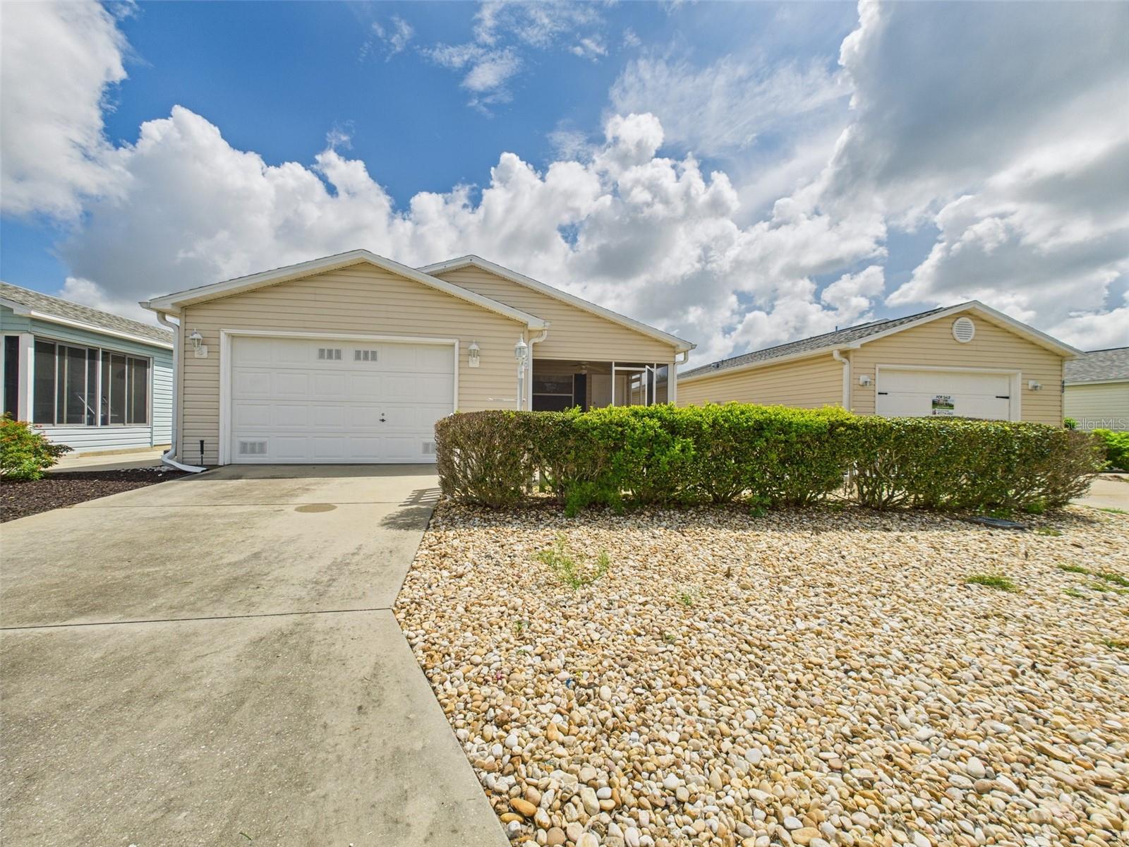 VILLAGES SUMTER VILLA DE LA - Residential Lease