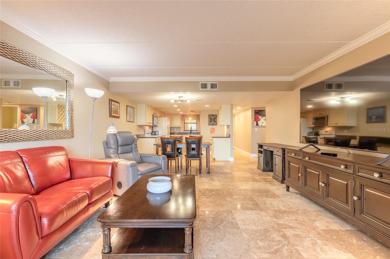 RIVER CLUB - Residential