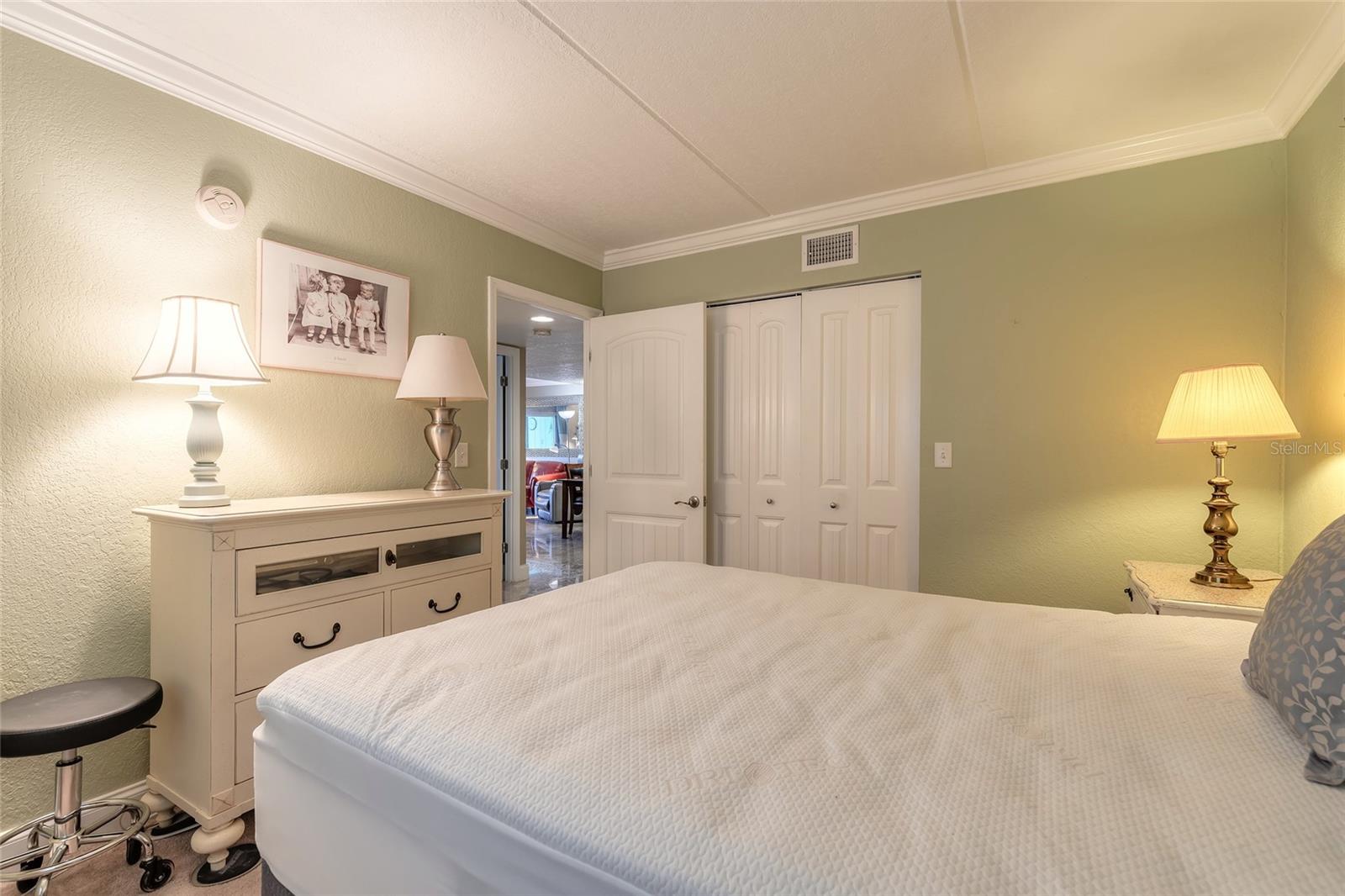 RIVER CLUB - Residential