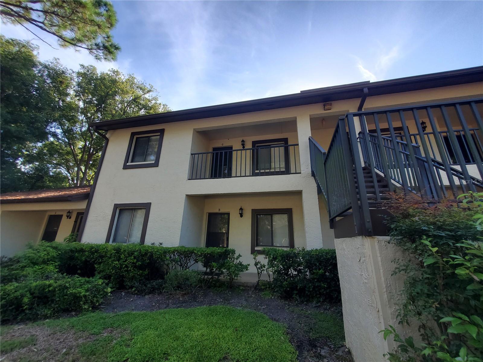 MAGNOLIA RIDGE CONDO - Residential Lease