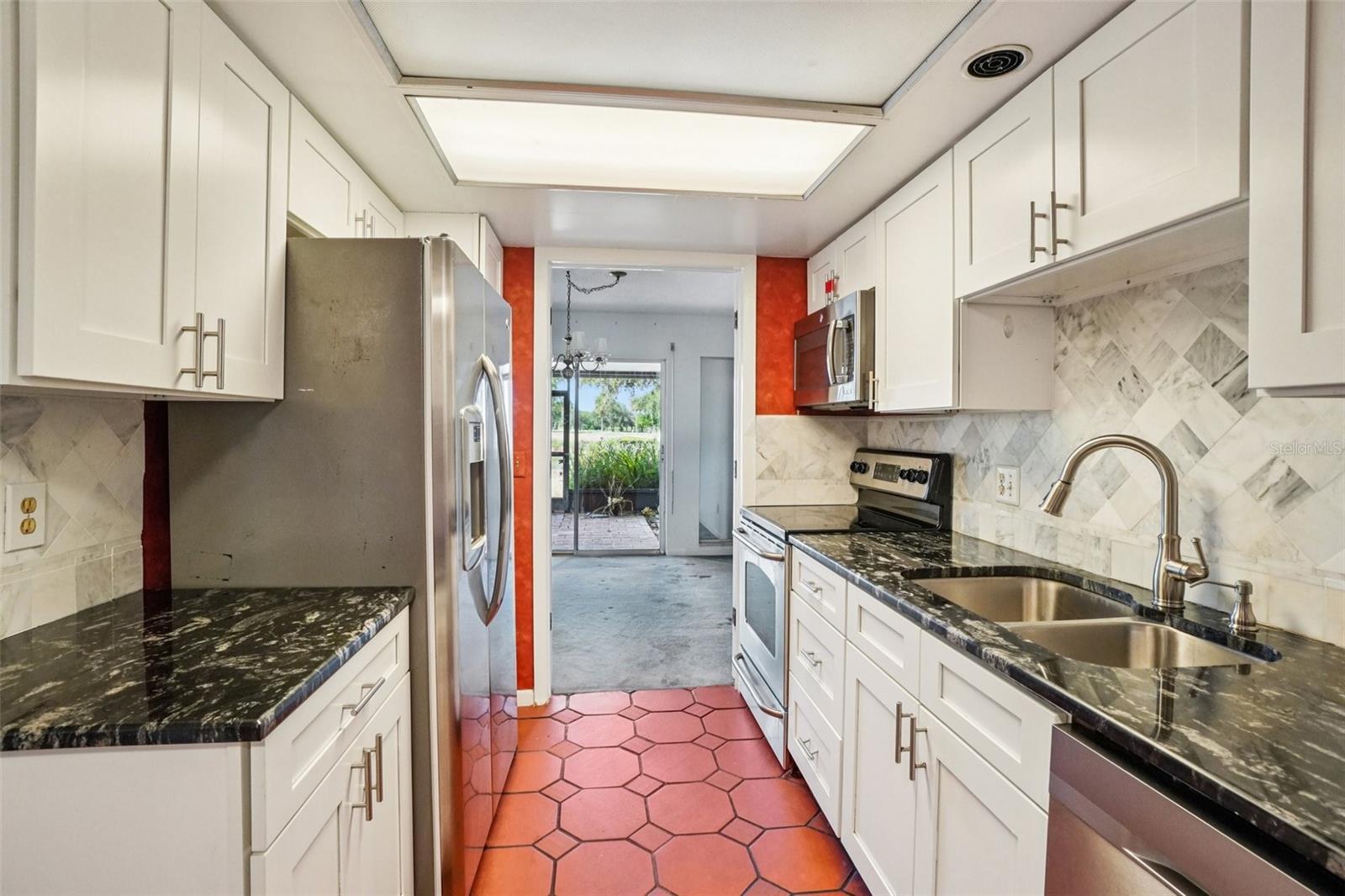 TOWNHOUSES OF BARDMOOR - Residential