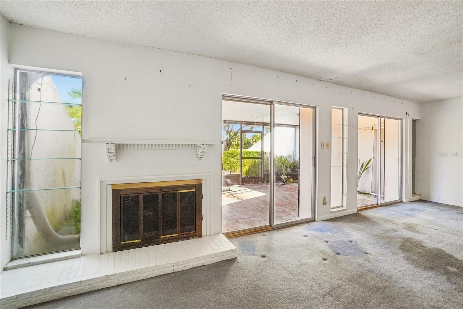 TOWNHOUSES OF BARDMOOR - Residential