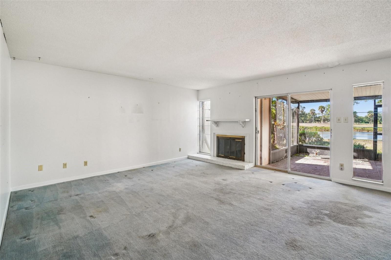 TOWNHOUSES OF BARDMOOR - Residential