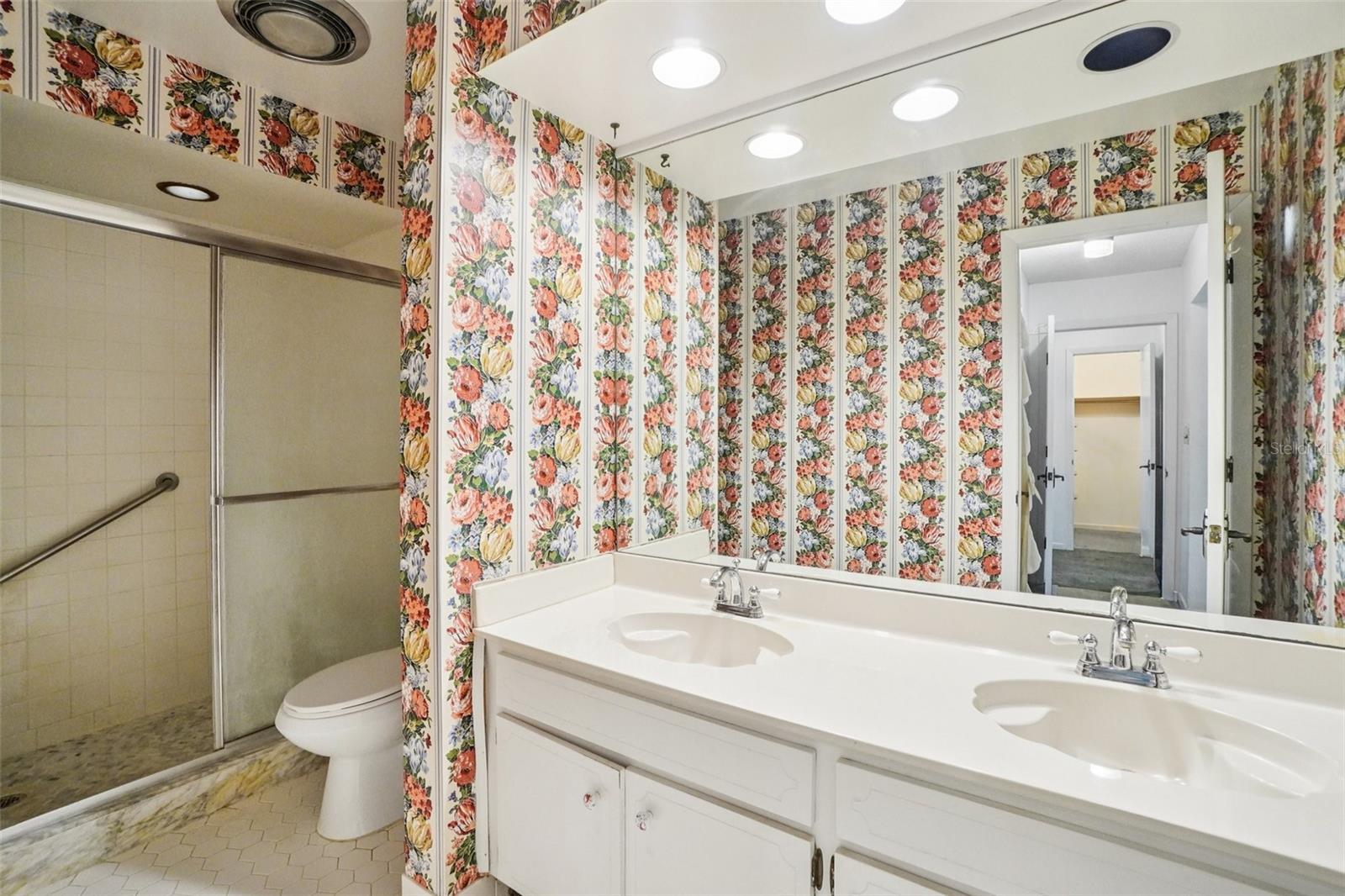 TOWNHOUSES OF BARDMOOR - Residential