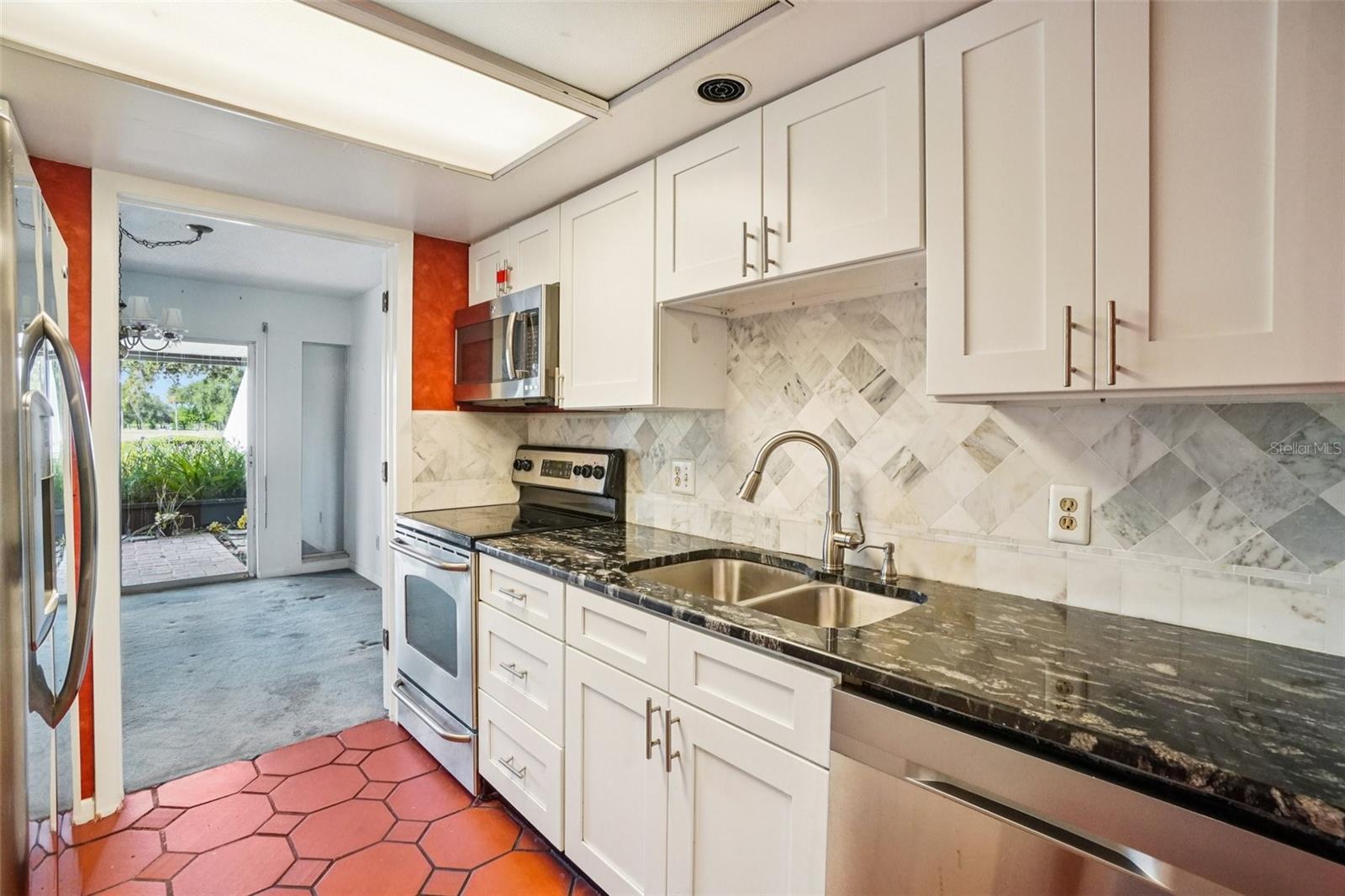 TOWNHOUSES OF BARDMOOR - Residential