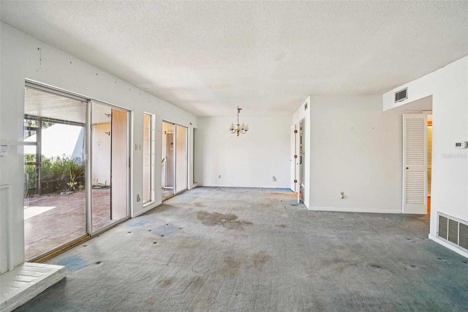 TOWNHOUSES OF BARDMOOR - Residential