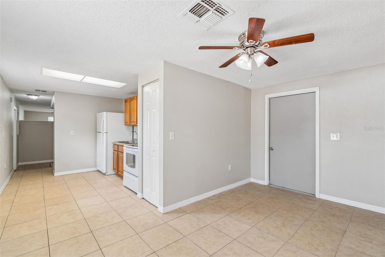 BEACON SQUARE - Residential