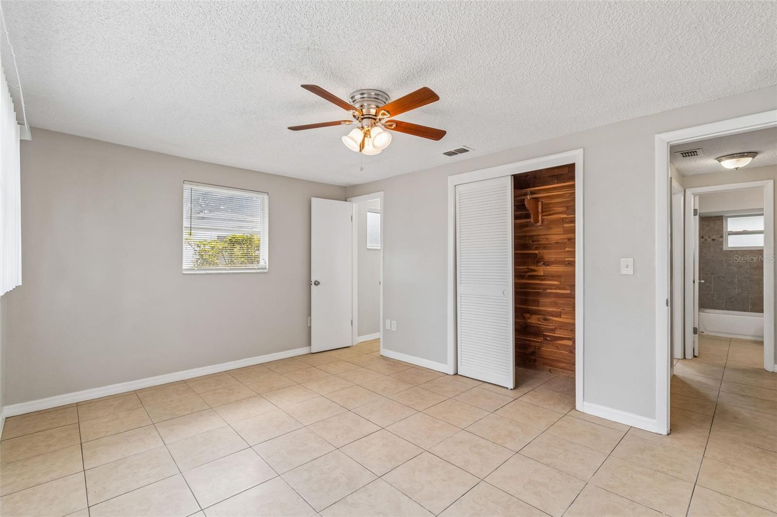 BEACON SQUARE - Residential