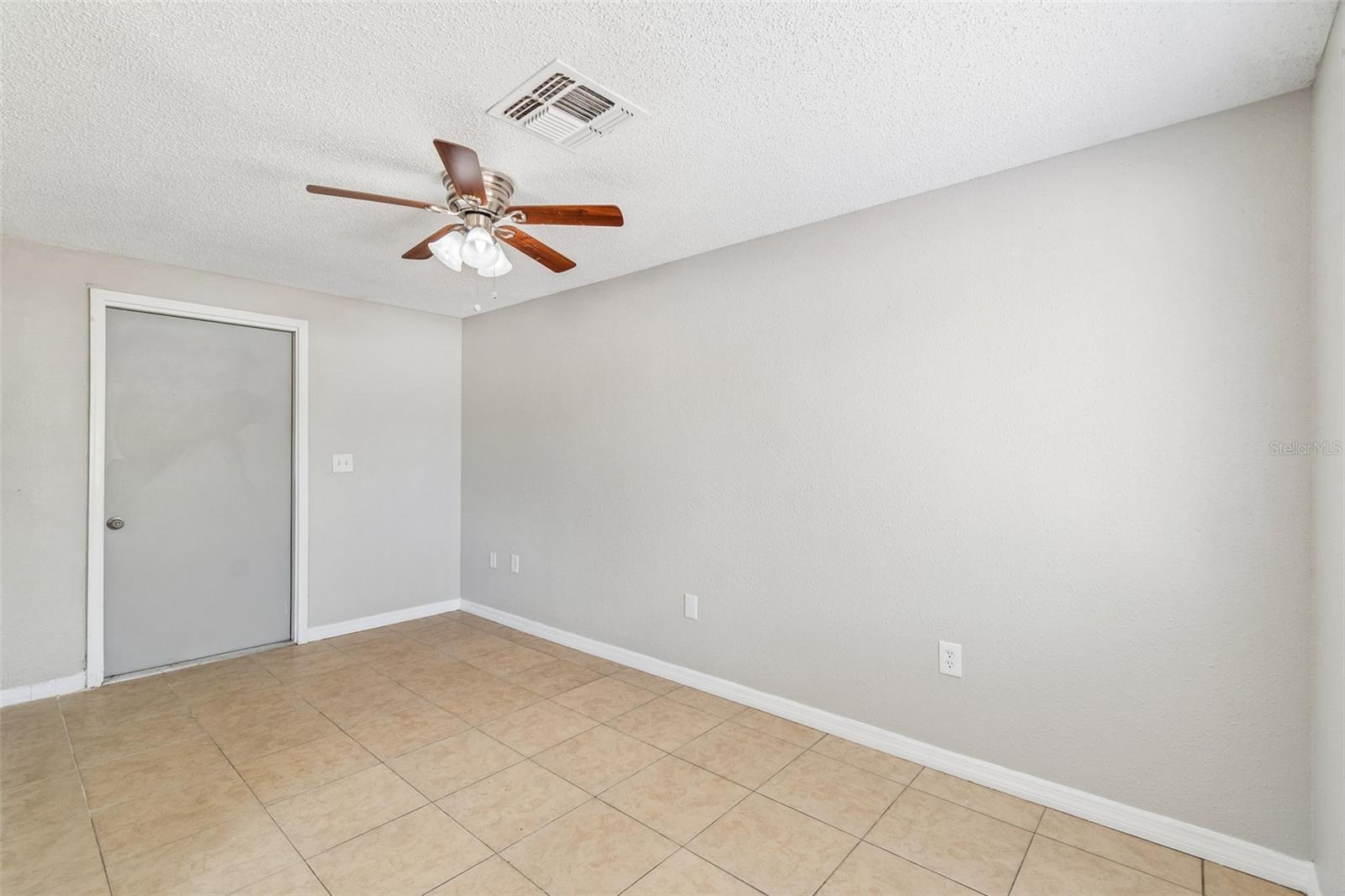 BEACON SQUARE - Residential