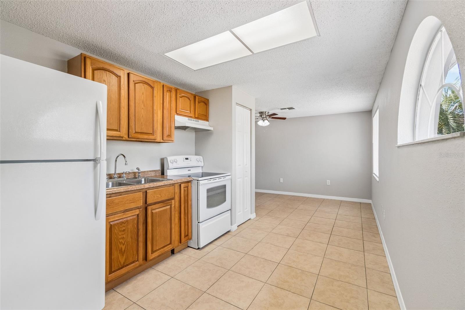 BEACON SQUARE - Residential