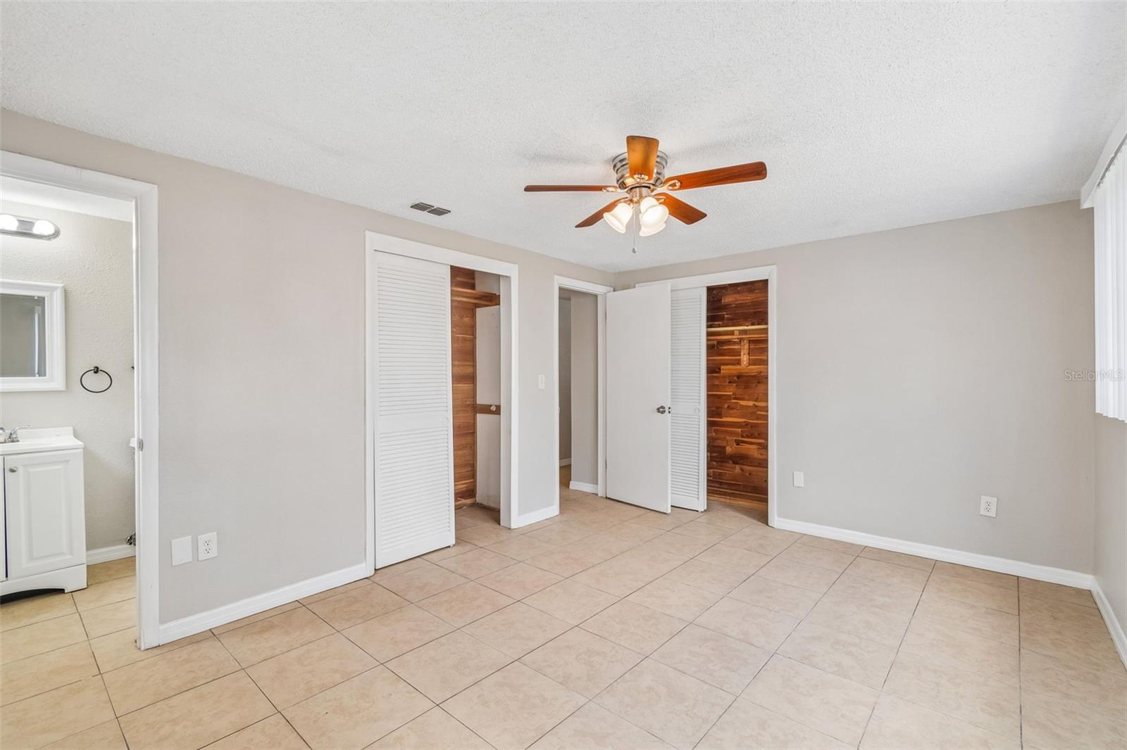 BEACON SQUARE - Residential