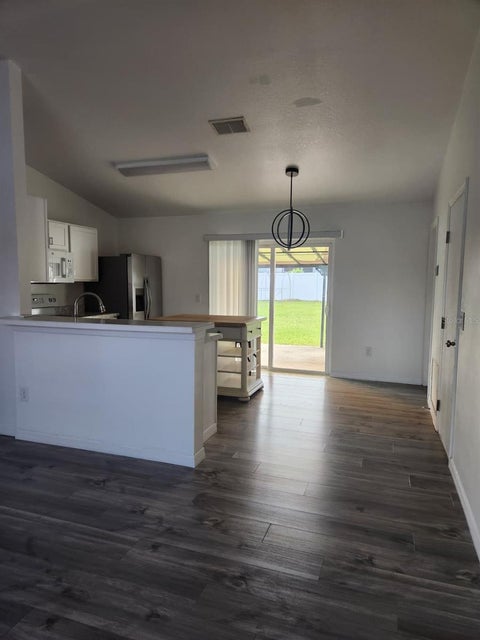 Tiny photo for 6188 Hemlock Road, Ocala, FL 34472 (MLS # OM734534)