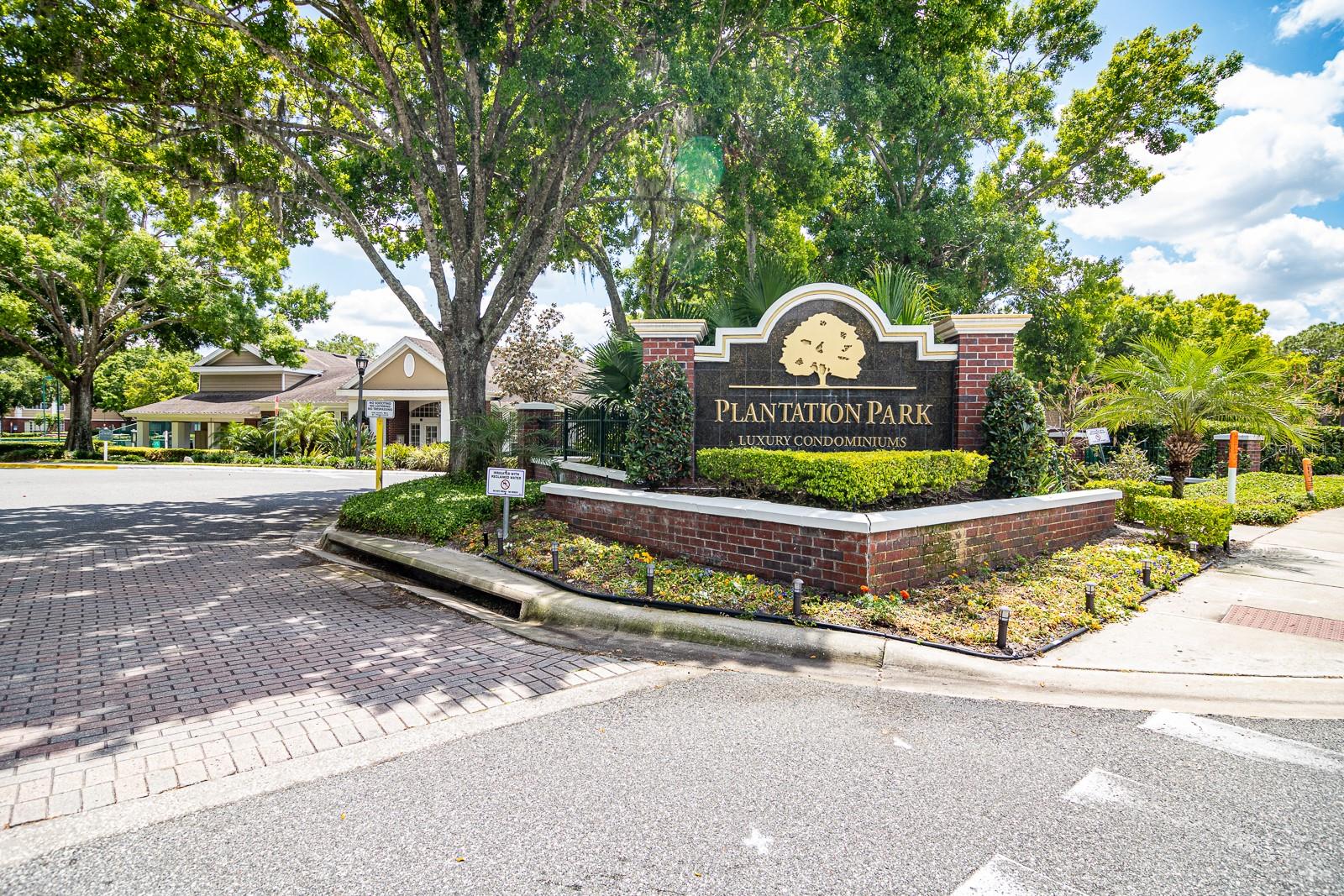 PLANTATION PARK PRIVATE RESIDENCE - Residential