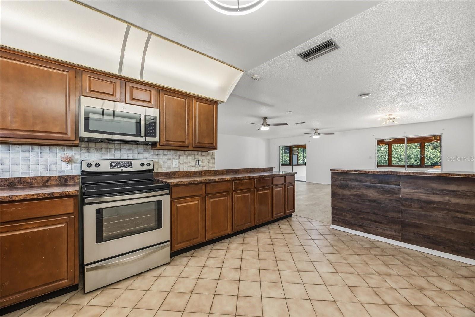 MONTPELIER VILLAGE PH 02 - Residential Lease