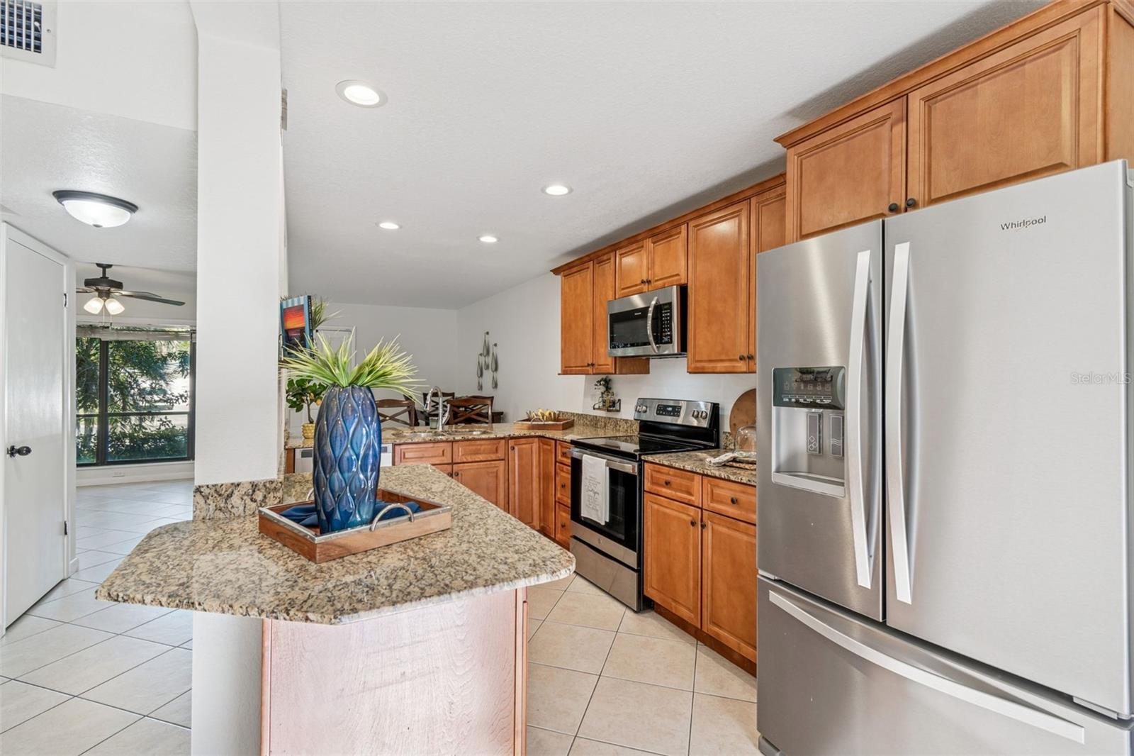 BERKELEY TWNHMS - Residential