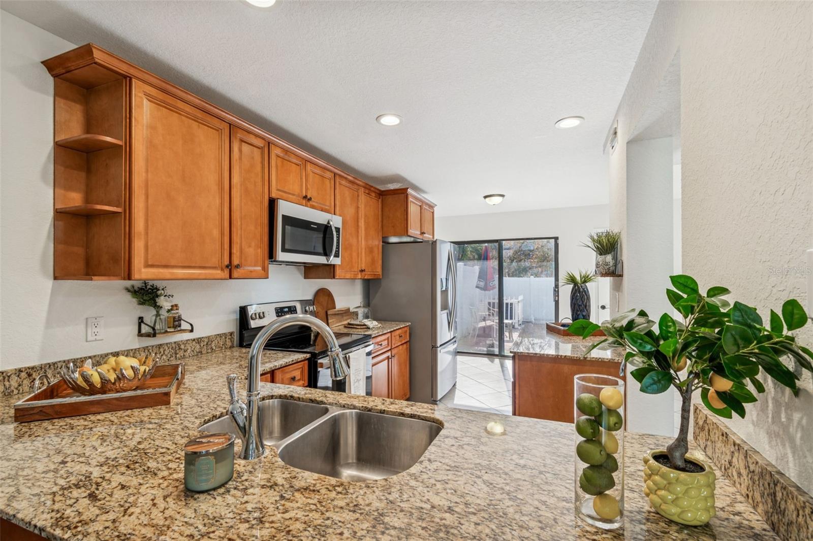 BERKELEY TWNHMS - Residential