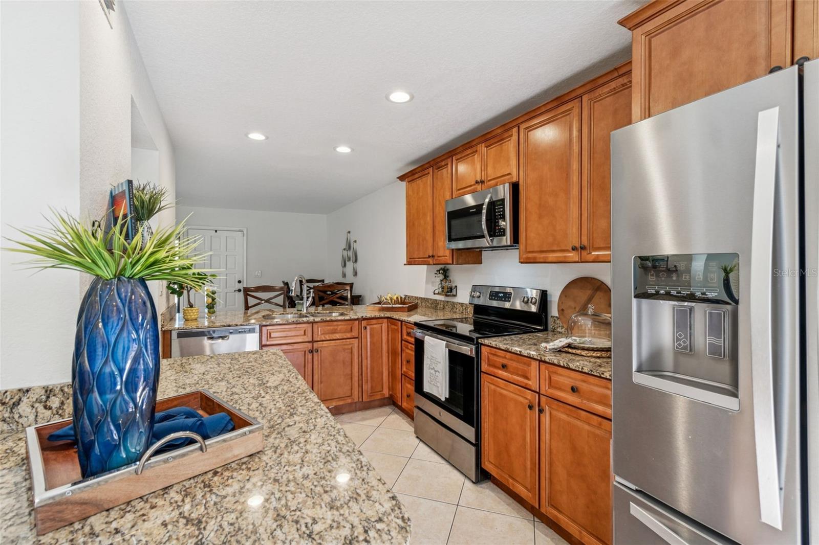 BERKELEY TWNHMS - Residential