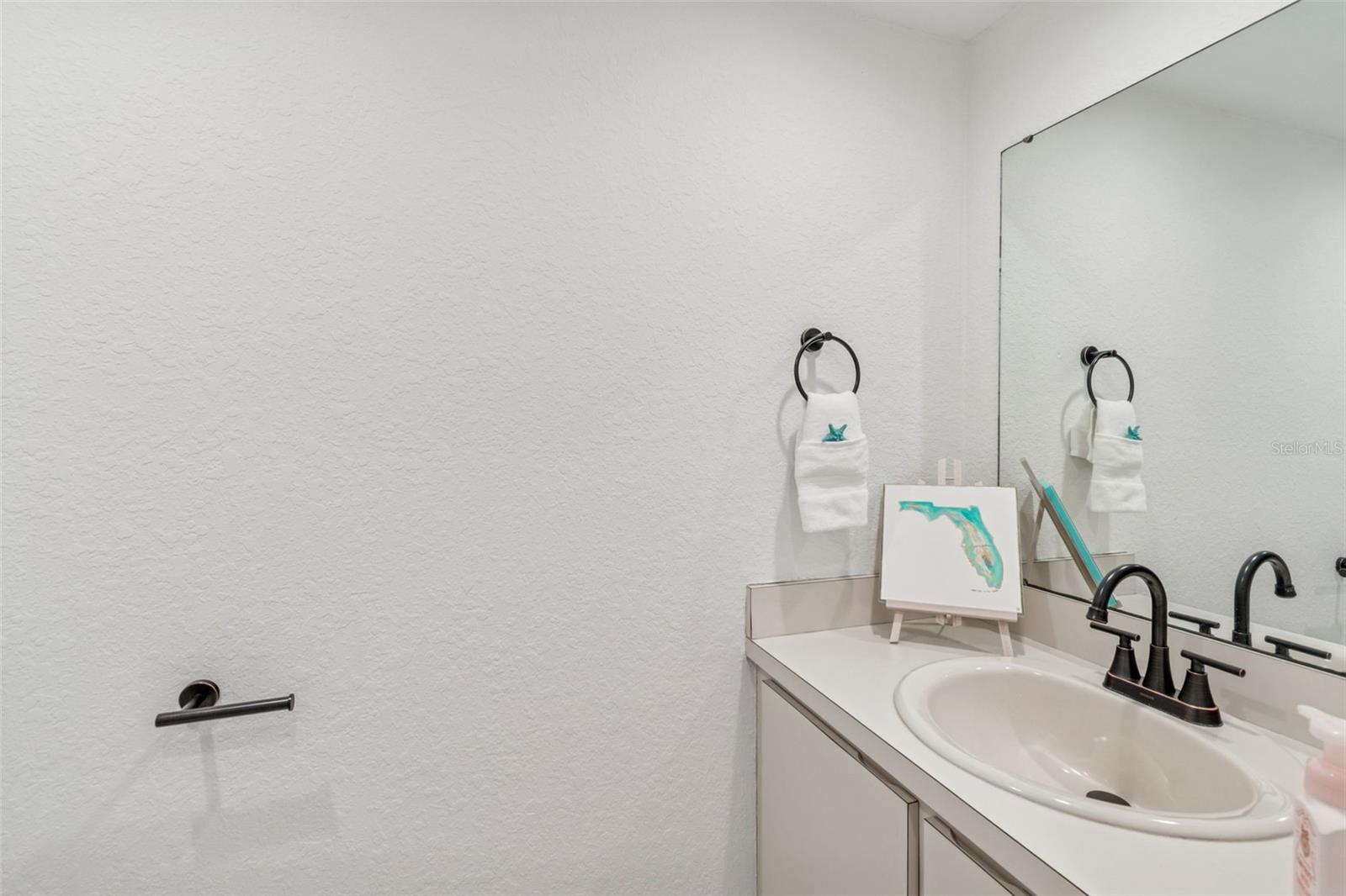 BERKELEY TWNHMS - Residential